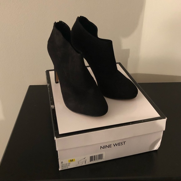 Nine West Ankle Bootie - Picture 3 of 8